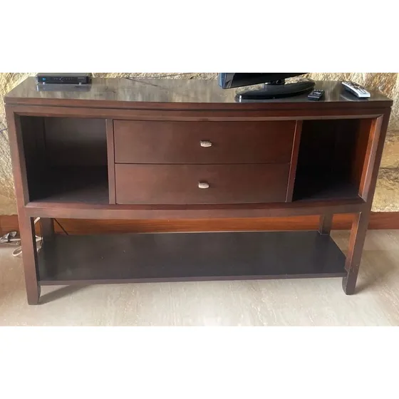 Mueble Para Tv De Madera Oscura Con Gavetas Y Estante