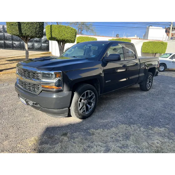 Chevrolet Silverado 5.4 2500 Cab Ext Ls V8 4x2 At