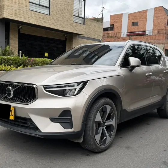Volvo Xc40 2023 2.0 Hibrid