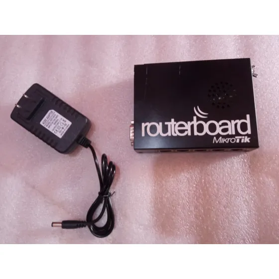 Router Mikrotik Rb450g Usado