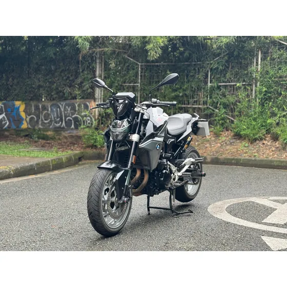 Bmw F900 R