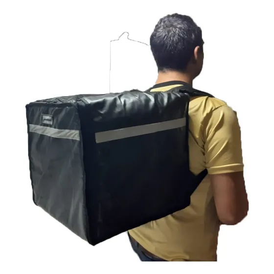 Bolso Térmico Delivery Mochila Impermeable Milenio 7c Color Negro