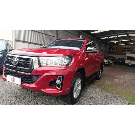 Toyota Hilux Pick-up 2.8 Cd Srv 177cv 4x4