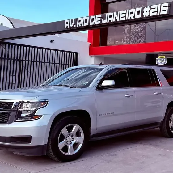 Chevrolet Suburban 2015 5.3 Lt V8 Piel 2da Cubo At