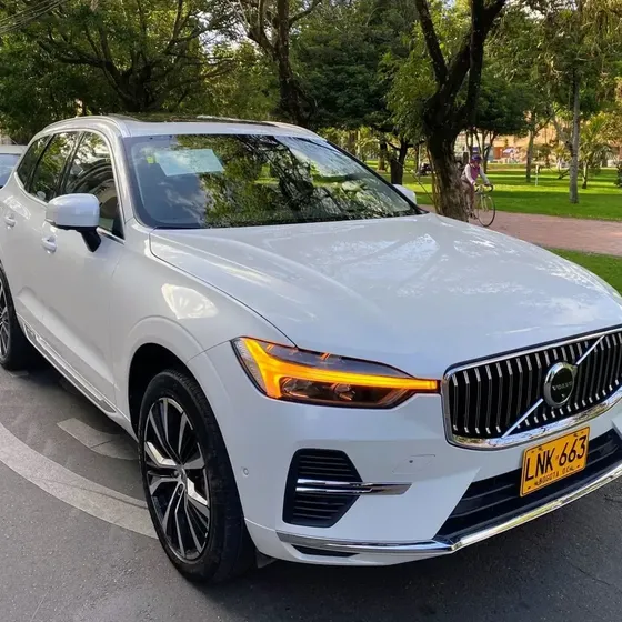 Volvo Xc60 2023 2.0 T8 Awd Inscription Hibrido