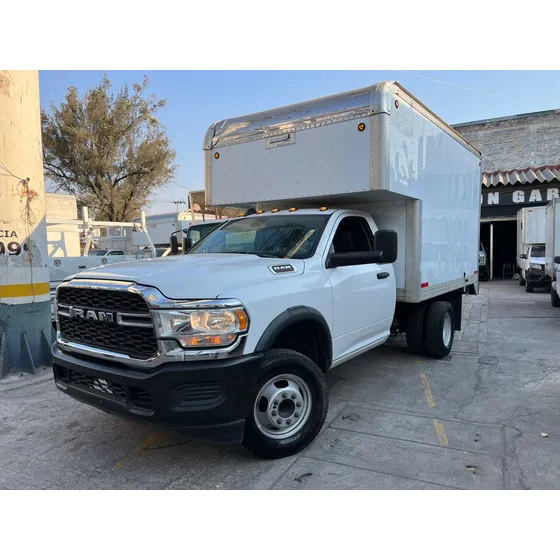 Ram 4000 5.7 Chasis Cabina Pl 4x2 Mt