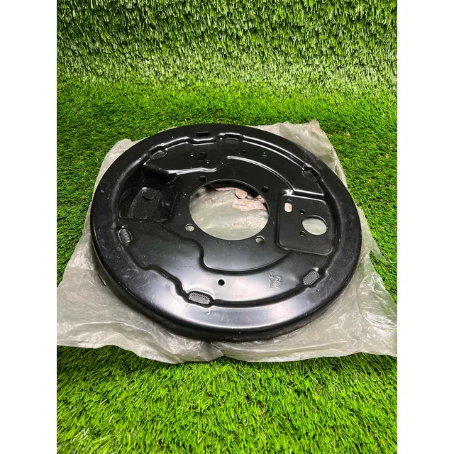 Plato Protector Freno Tras. Rh Original Toyota Fortuner