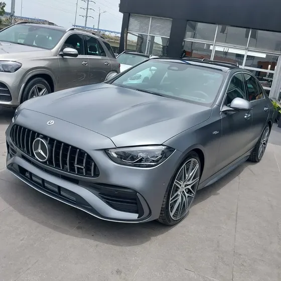 Mercedes-Benz Amg 2027 C 43