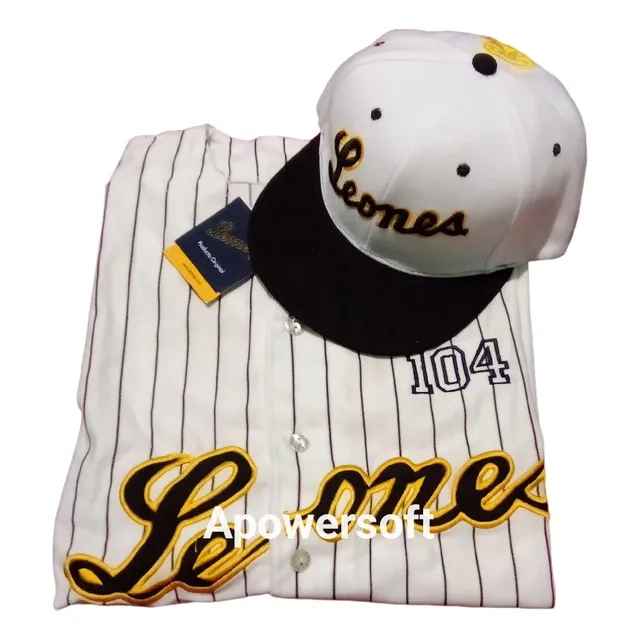 Camisas De Leones Del Caracas Y Gorra.
