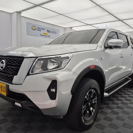 Nissan Frontier 2022 2.5 Se Mt