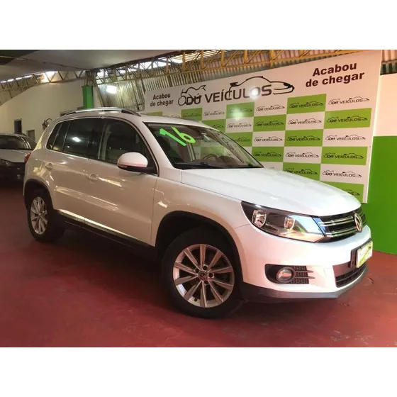 Volkswagen Tiguan Tiguan 2.0 Tsi 16v Turbo Gasolina 4p Tiptronic