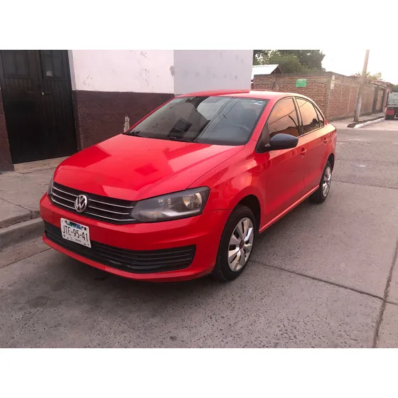 Volkswagen Vento 1.6 Confortline At