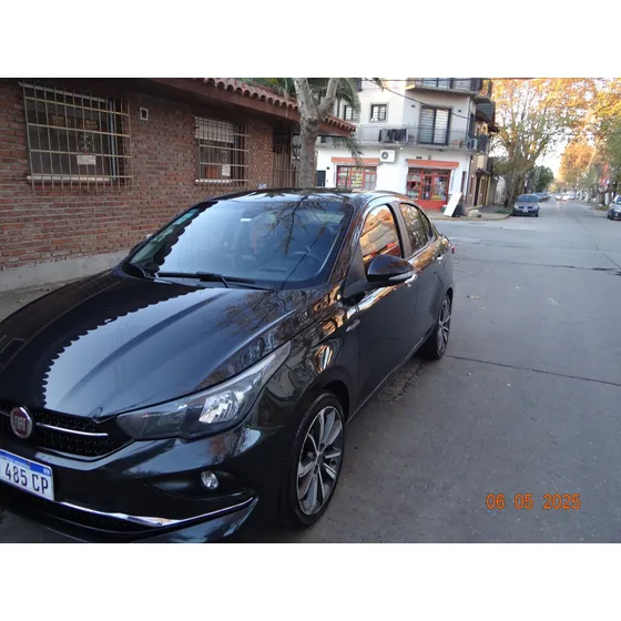 Fiat Cronos 1.8 16v Precision Pack Premium
