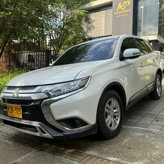 Mitsubishi Outlander 2022 2.4 Kaiteki