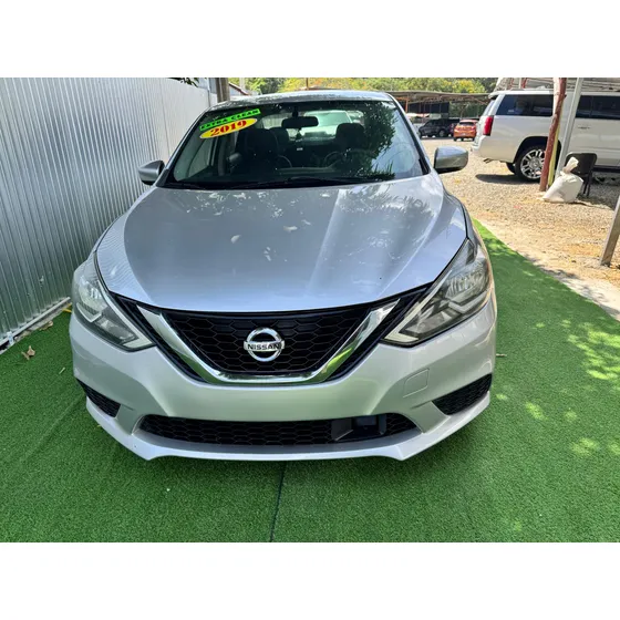 Nissan Sentra Sv Americana