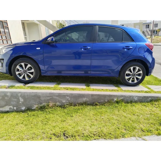 Kia Rio 1.6 Lx Hatchback At