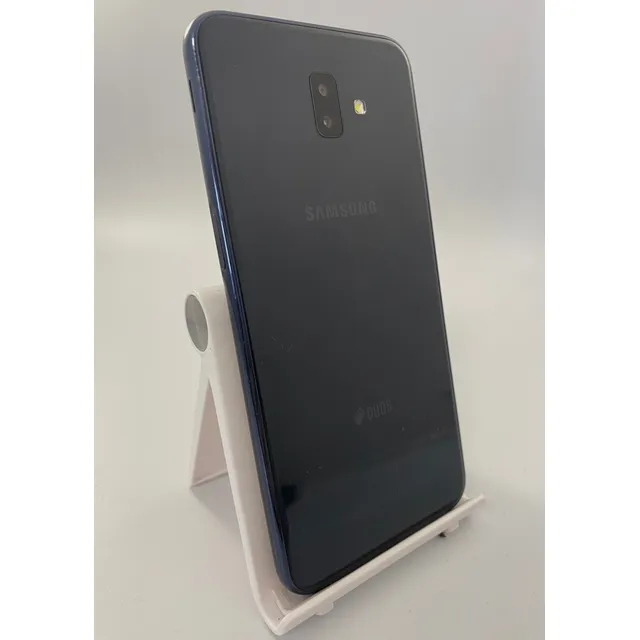 Samsung Galaxy J6+. J6 Plus Con Varios Detalles
