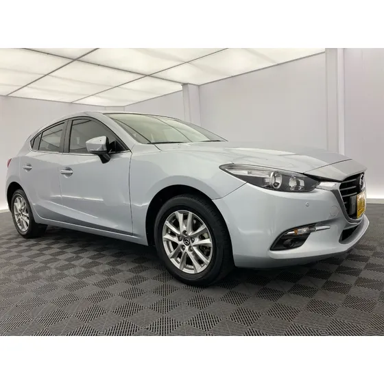 Mazda 3 2.0 Sport Touring