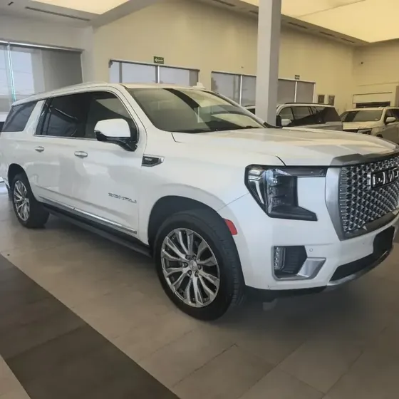 GMC Yukon 2023 6.2 Denali Xl At