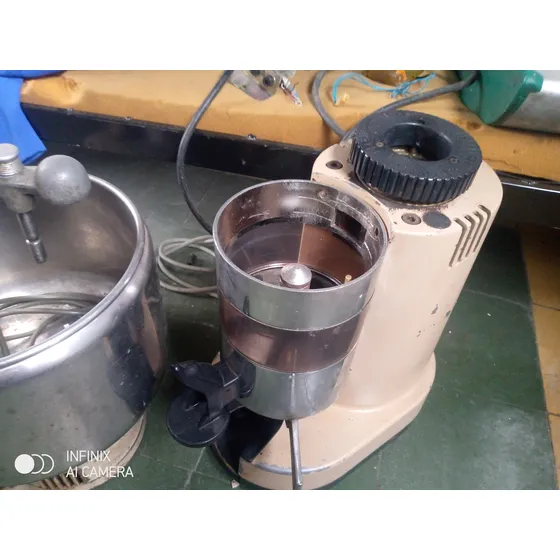 Molino Eléctrico De Café Marca Rancilio