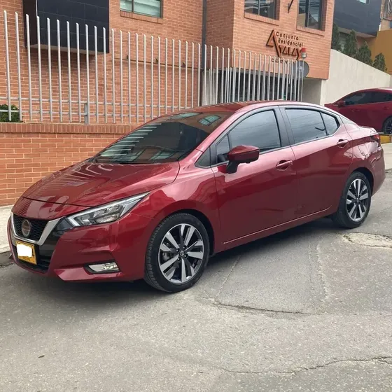 Nissan Versa 2021 Exclusive