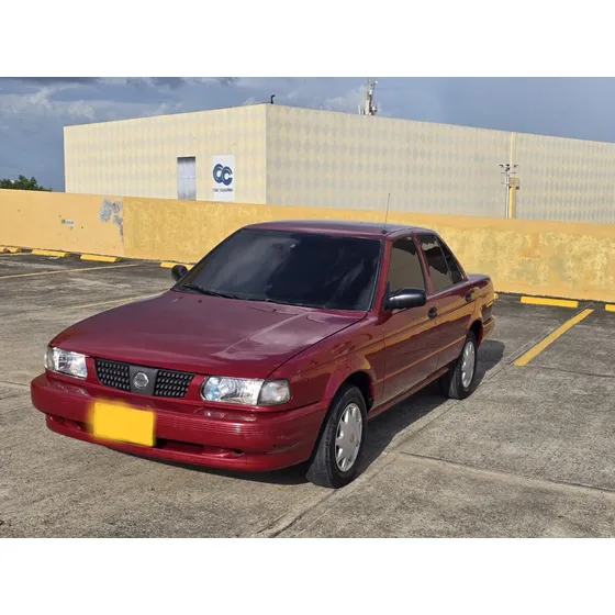 Nissan Sentra 1.6 B13 Lujo