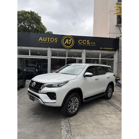 Toyota Fortuner Vxr