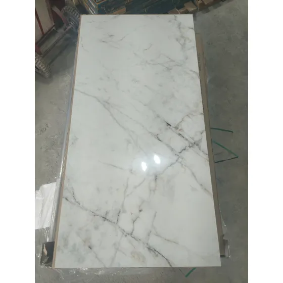 Porcelanato Cuarzo Reno Brillante 59x119 Español