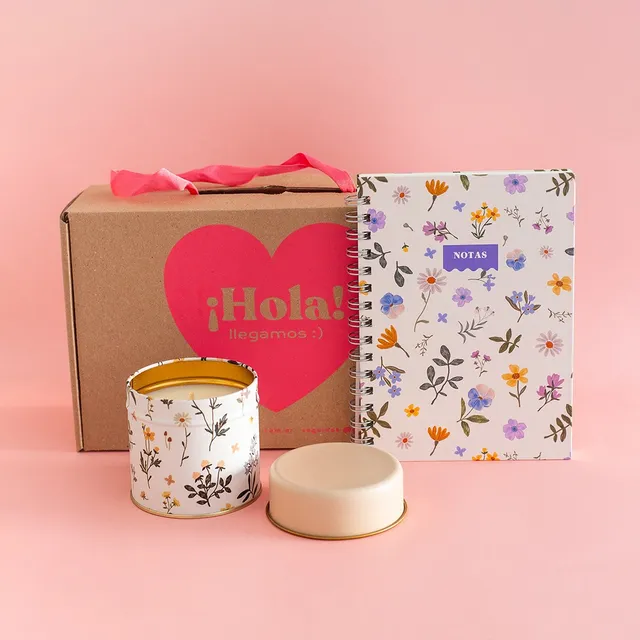 Set Cuaderno A5 Tapa Dura Con Vela De Soja En Lata