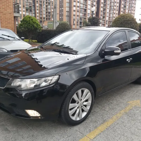 Kia Cerato Forte 2011 2.0