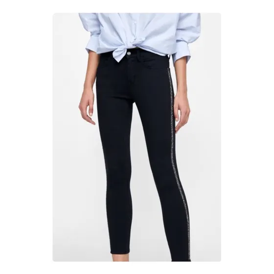 Jean Negro Con Detalles Brillantes | Dama