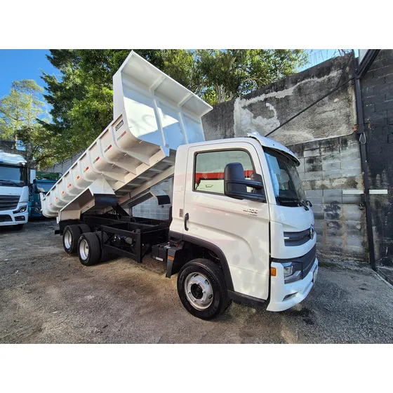 Vw 13180 2023 6x2 Caçamba Basculante 3/4 Truck Ñ Accelo 1316