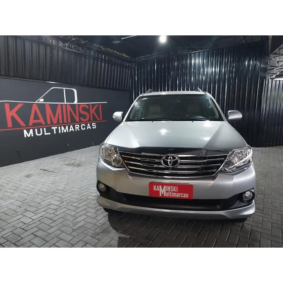 Toyota Hilux Sw4 4x2sr