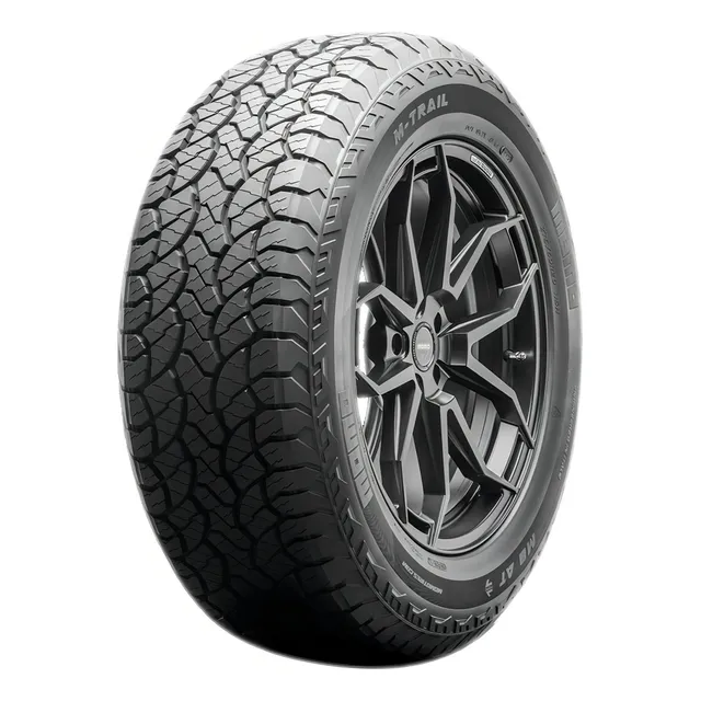 Cubierta 205/70 R15 96 T Momo Trail M8 A/t