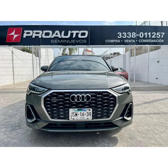 Audi Q3 2.0 S Line 220hp Dsg