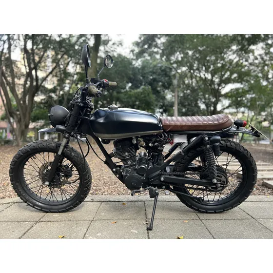 Moto Modificada Tipo Cafe Racer