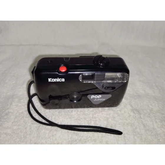 Camara Konica Pop Junior De Rollo, Flash De Colección 