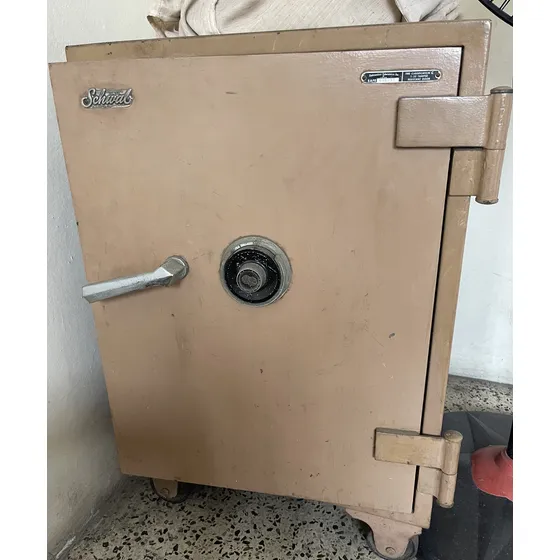 Caja Fuerte Grande Usada