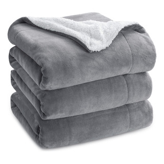 Manta Gris Gruesa Tamaño King Con Sherpa 228x274cm 1pza Manta Gris Gruesa Tamaño King Con Sherpa 228x274cm 1pza