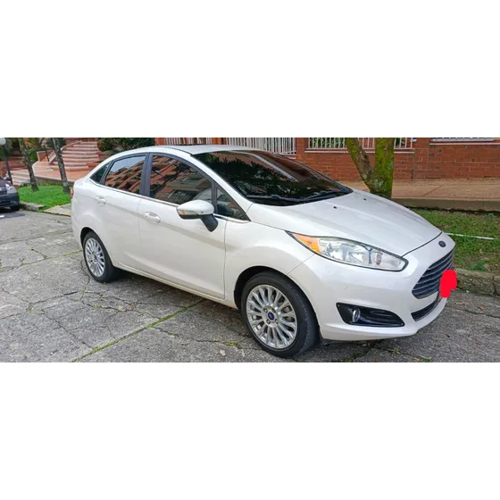 Ford Fiesta 1.6 Sportback Titanium