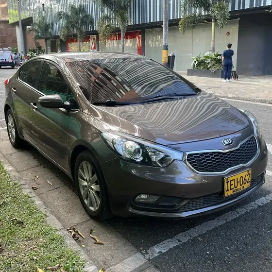 Kia Cerato Pro 2015 1.6l