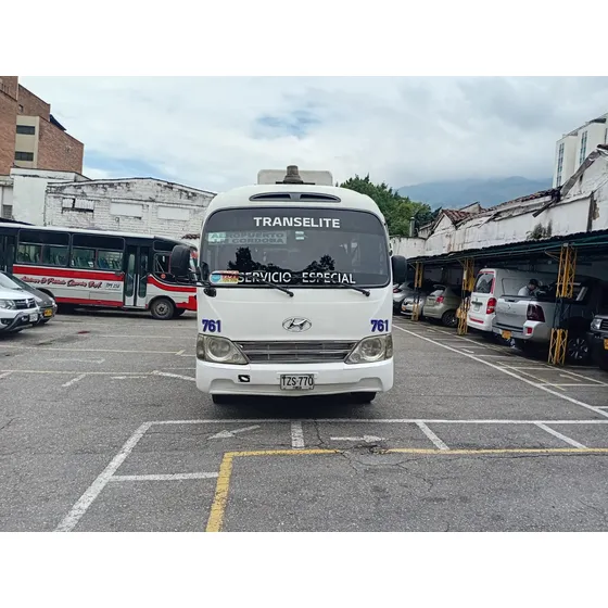 Hyundai County