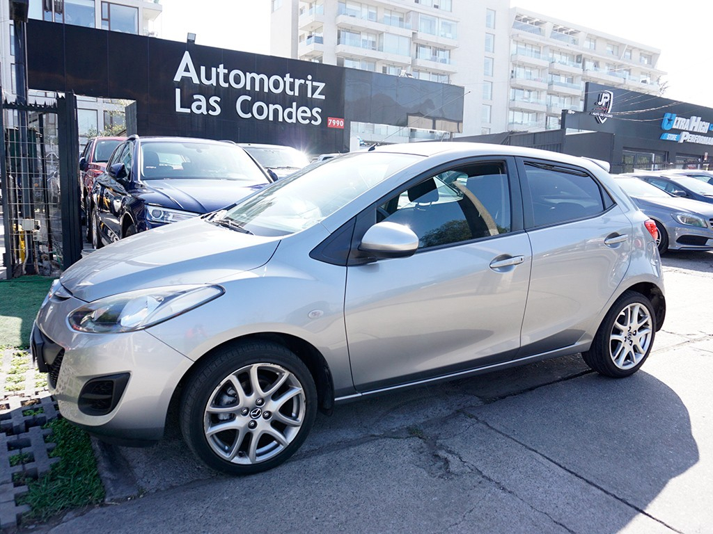 Mazda 2 Sport Sport