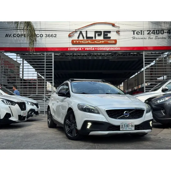 Volvo V40 T5 Cross Country