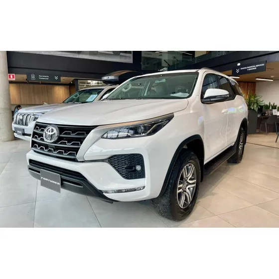 Toyota Fortuner 2.8 Diésel Sr 4x4