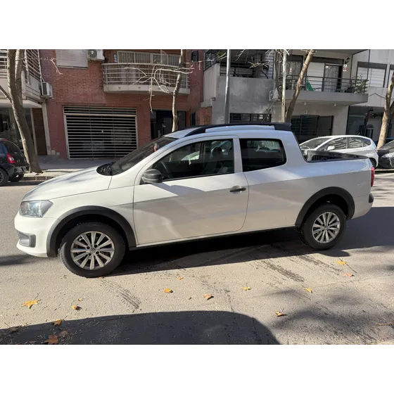 Volkswagen Saveiro 1.6 Gp Cd 101cv Pack High