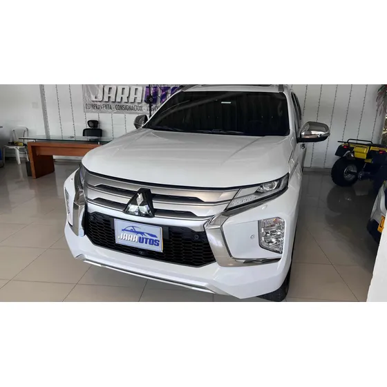 Mitsubishi Montero 3.0 215 Hp