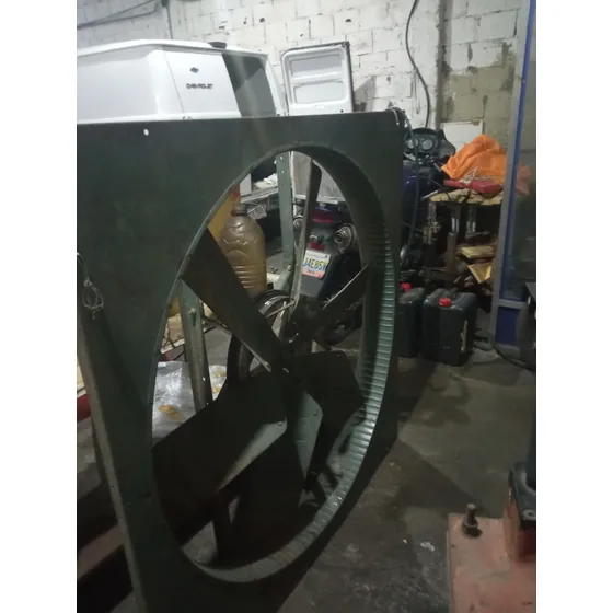 Extractor Industrial De 50 Pulgadas   Usado Sin Motor 