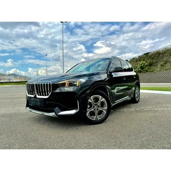 Bmw X1 Sdrive 18i Black Sapphire