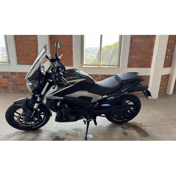 Bajaj Dominar 250